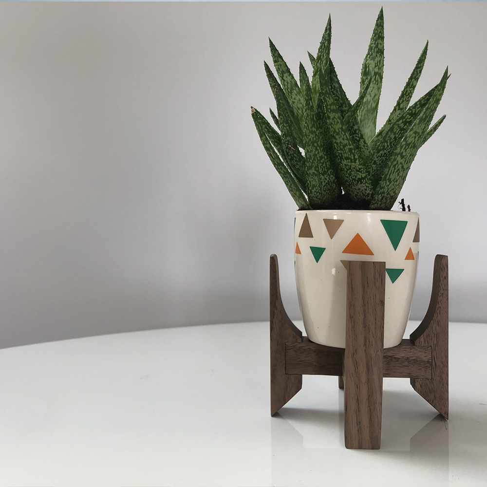 Aedes Plant Stand 1000x1000